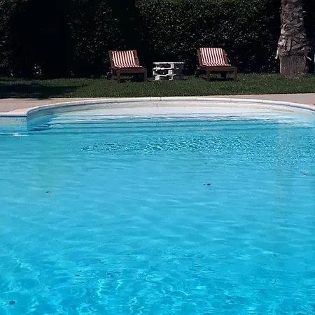 Εξοχικό σπίτι Tale' Garden